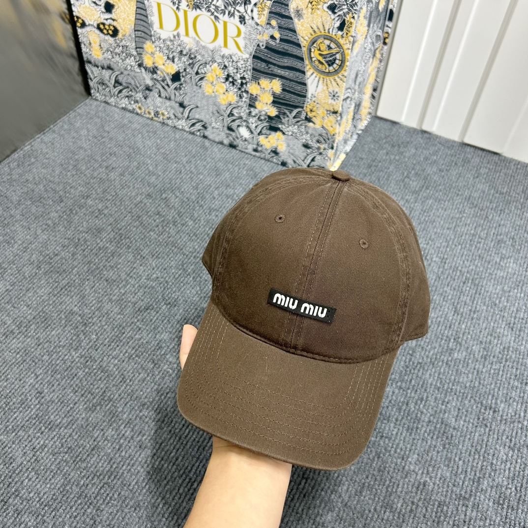 Miu Miu Caps